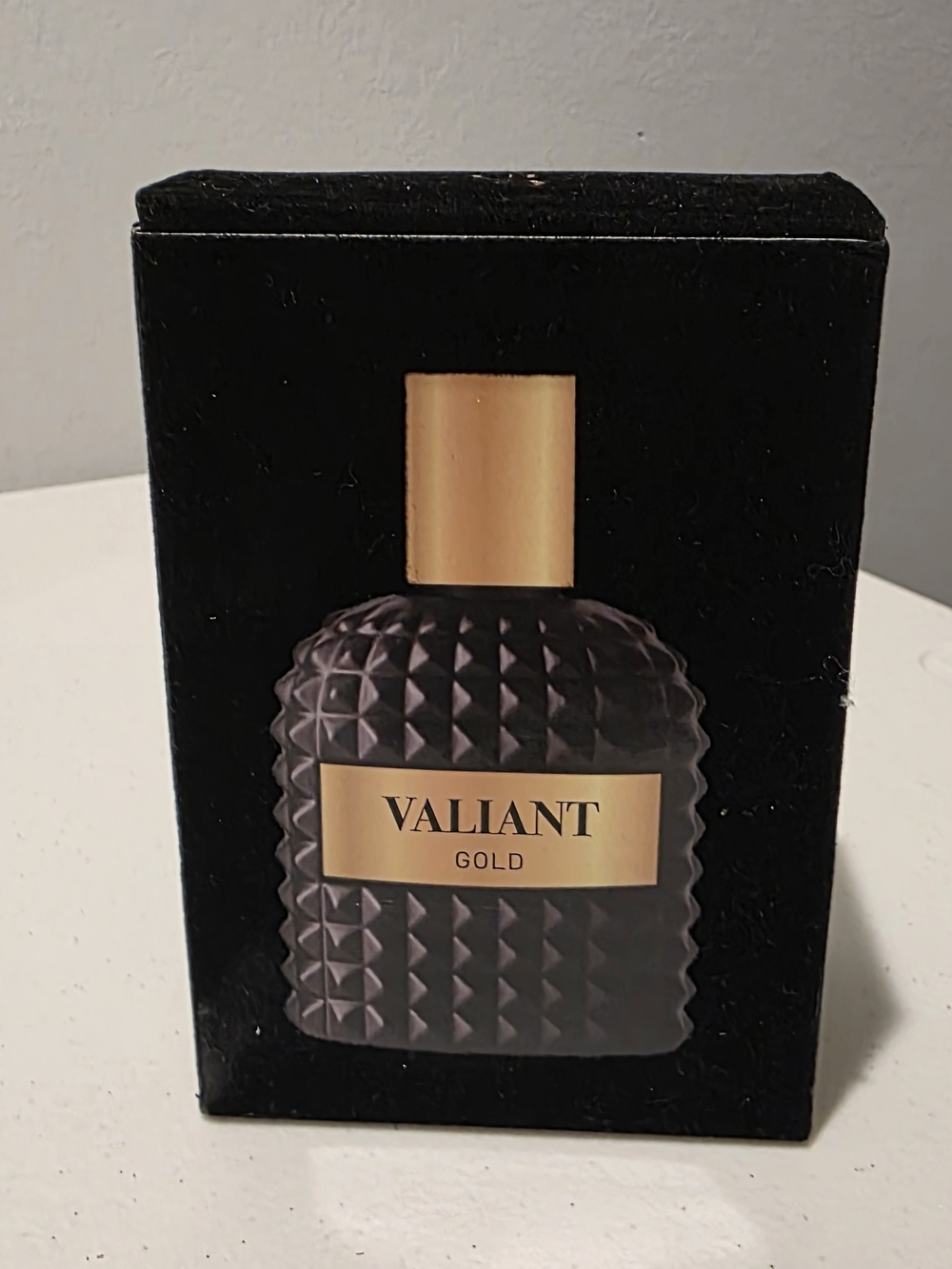 Valiant Gold Fragrance - Gold Accent